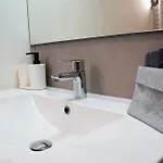 Casa Dolce Casa - Elegant 3br Near Metro & Beach,valencia 발렌시아