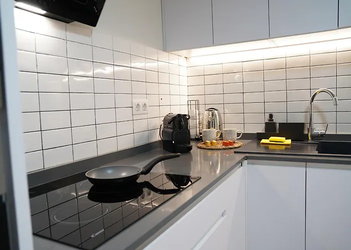 Casa Dolce Casa - Elegant 3br Near Metro & Beach,valencia Apartment *